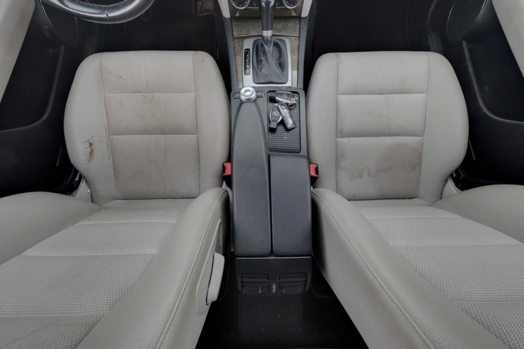 MERCEDES-BENZ C 2010