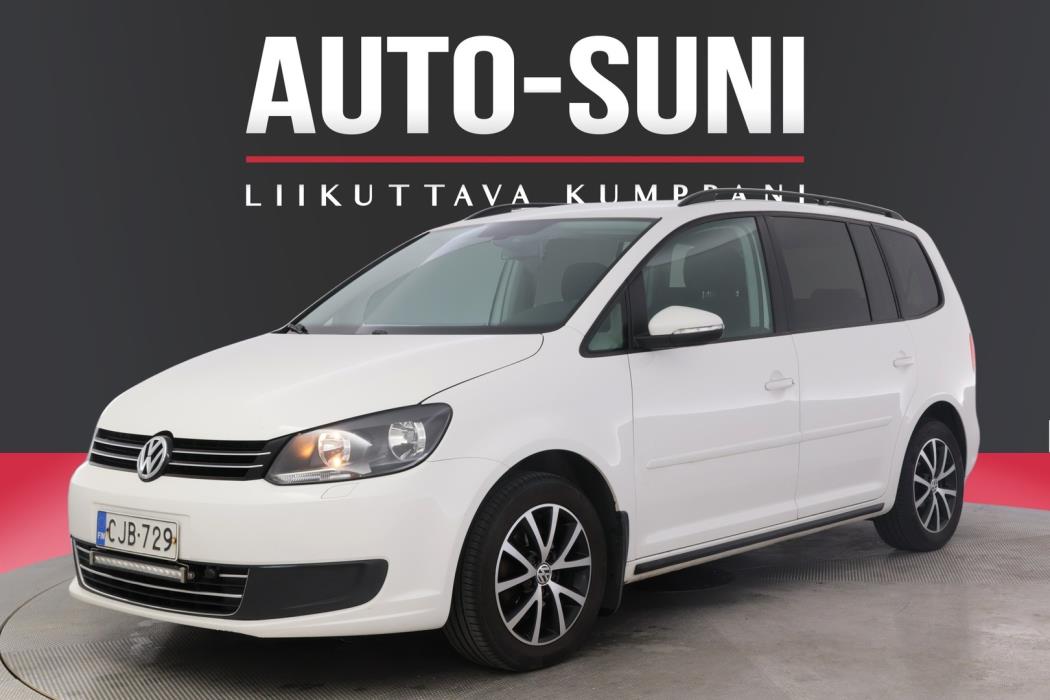 VOLKSWAGEN Touran 2013