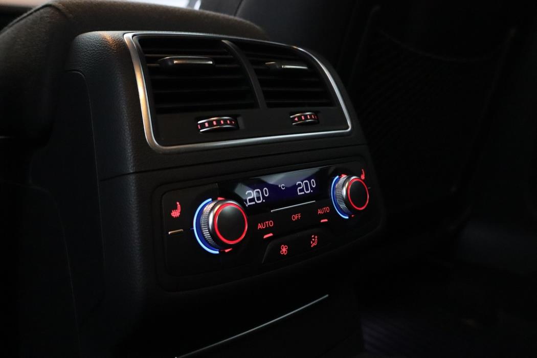 AUDI A6 2015
