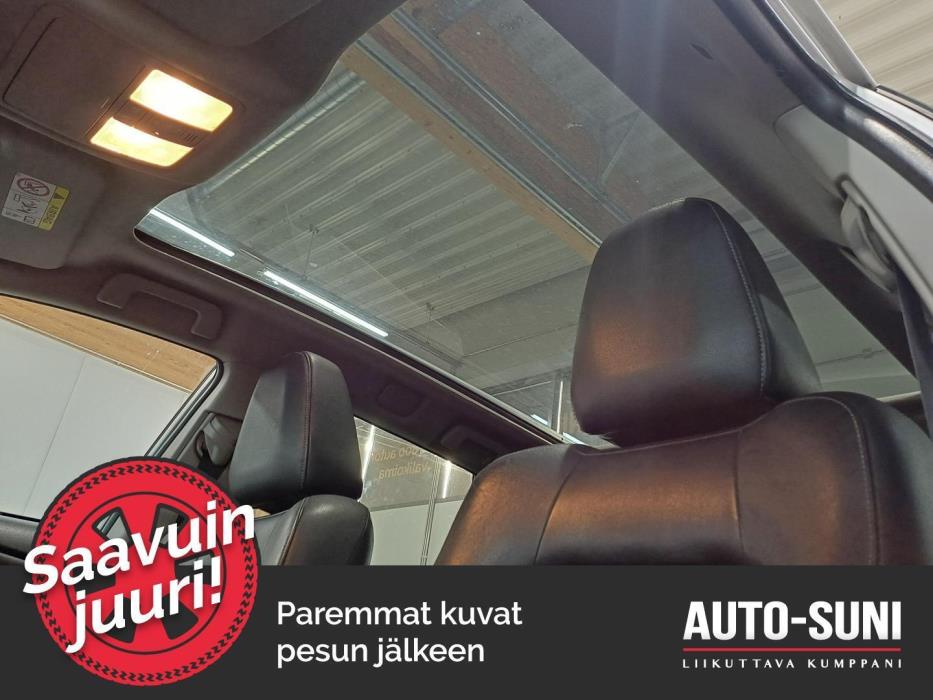 TOYOTA Auris 2015
