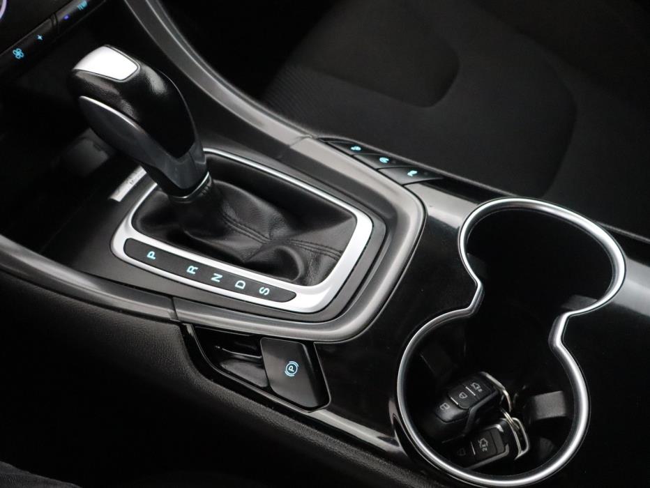FORD Mondeo 2015