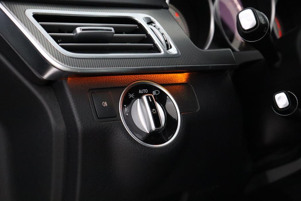 MERCEDES-BENZ E 2015