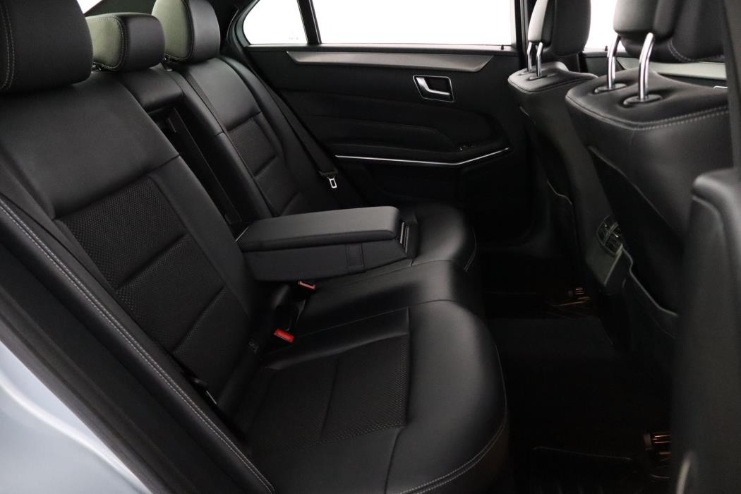 MERCEDES-BENZ E 2015