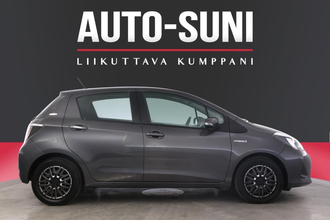 TOYOTA Yaris 2012