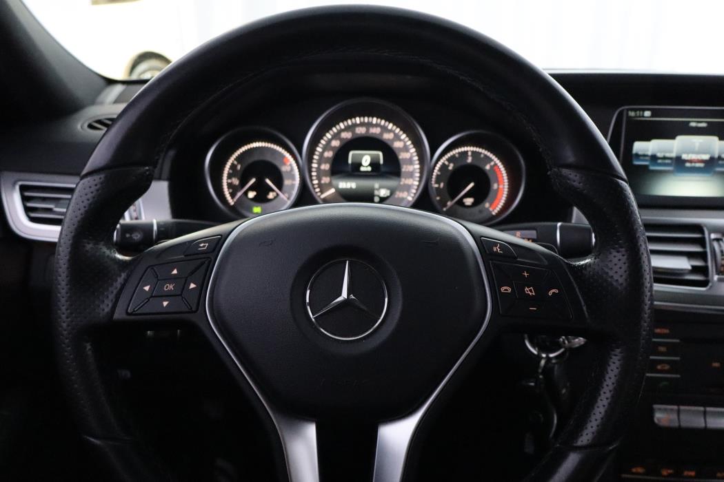 MERCEDES-BENZ E 2015