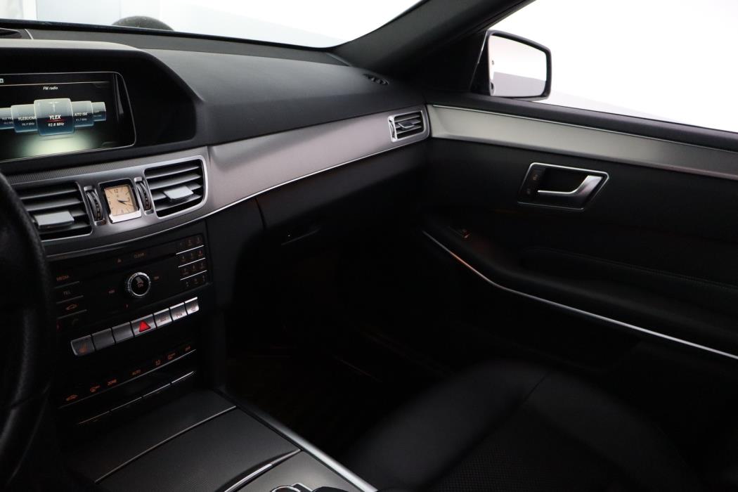 MERCEDES-BENZ E 2015