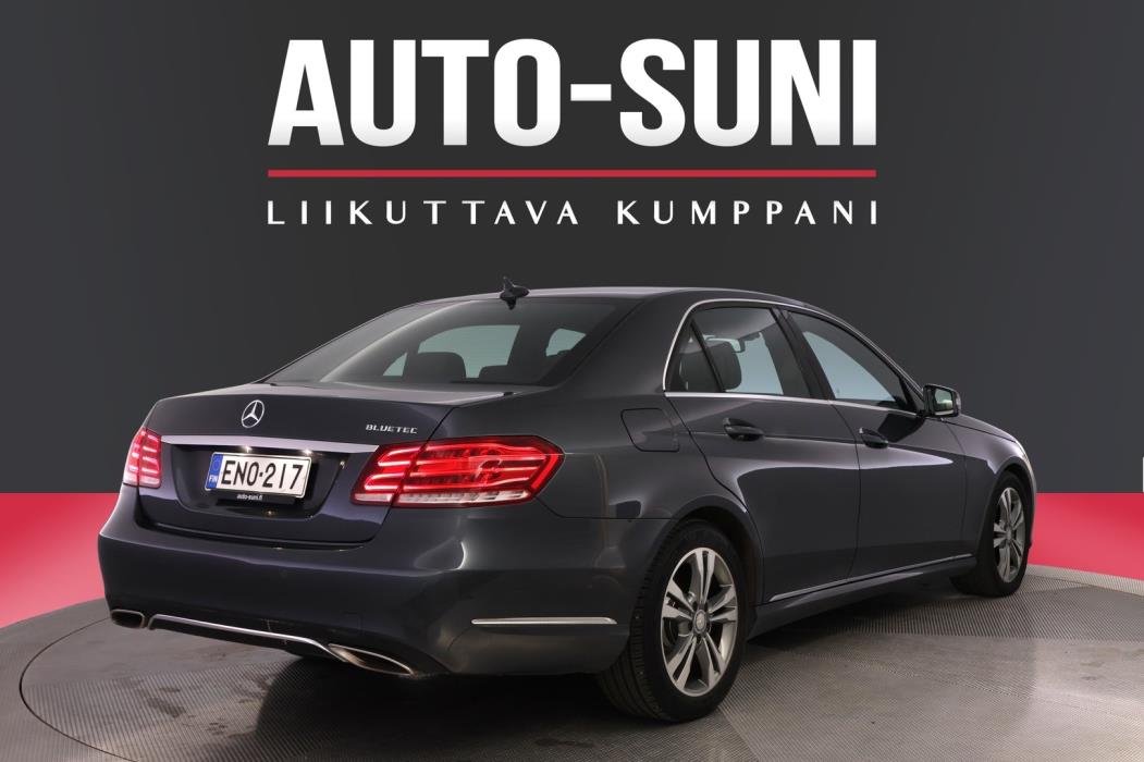 MERCEDES-BENZ E 2015