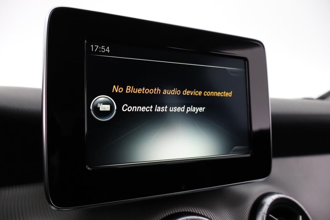 MERCEDES-BENZ CLA 2015