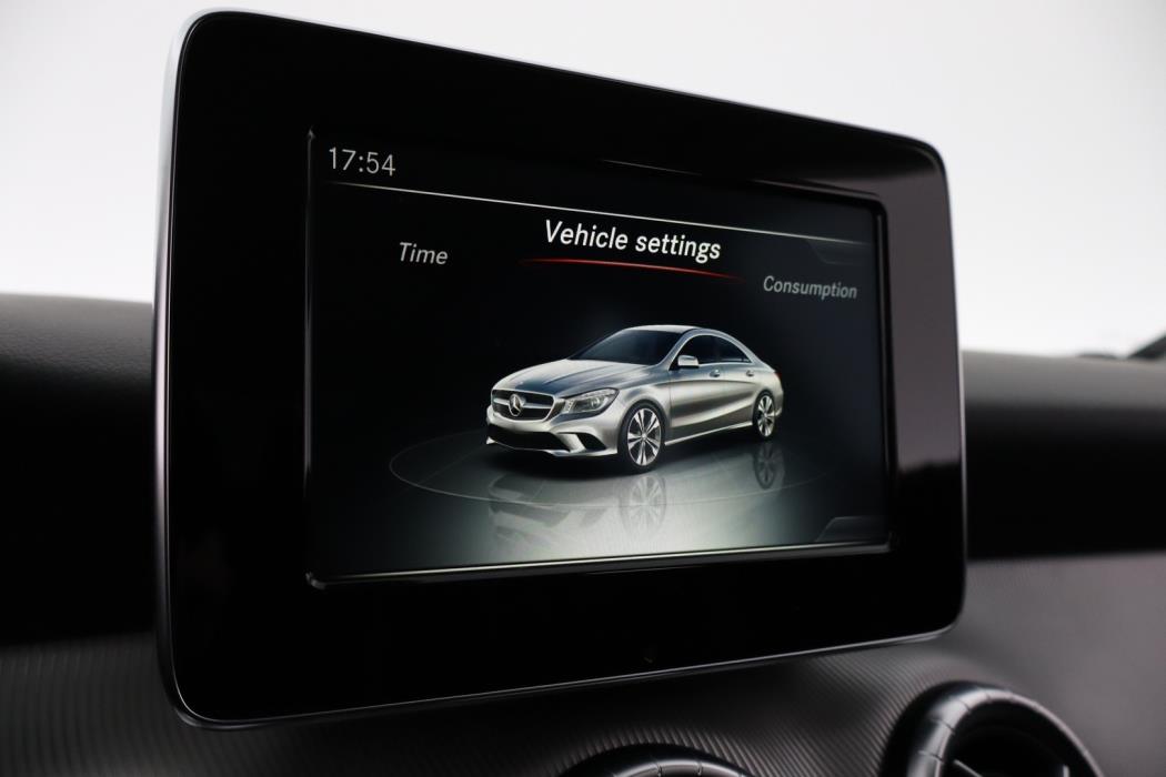 MERCEDES-BENZ CLA 2015