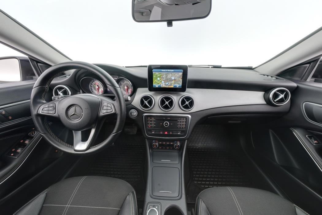 MERCEDES-BENZ CLA 2015