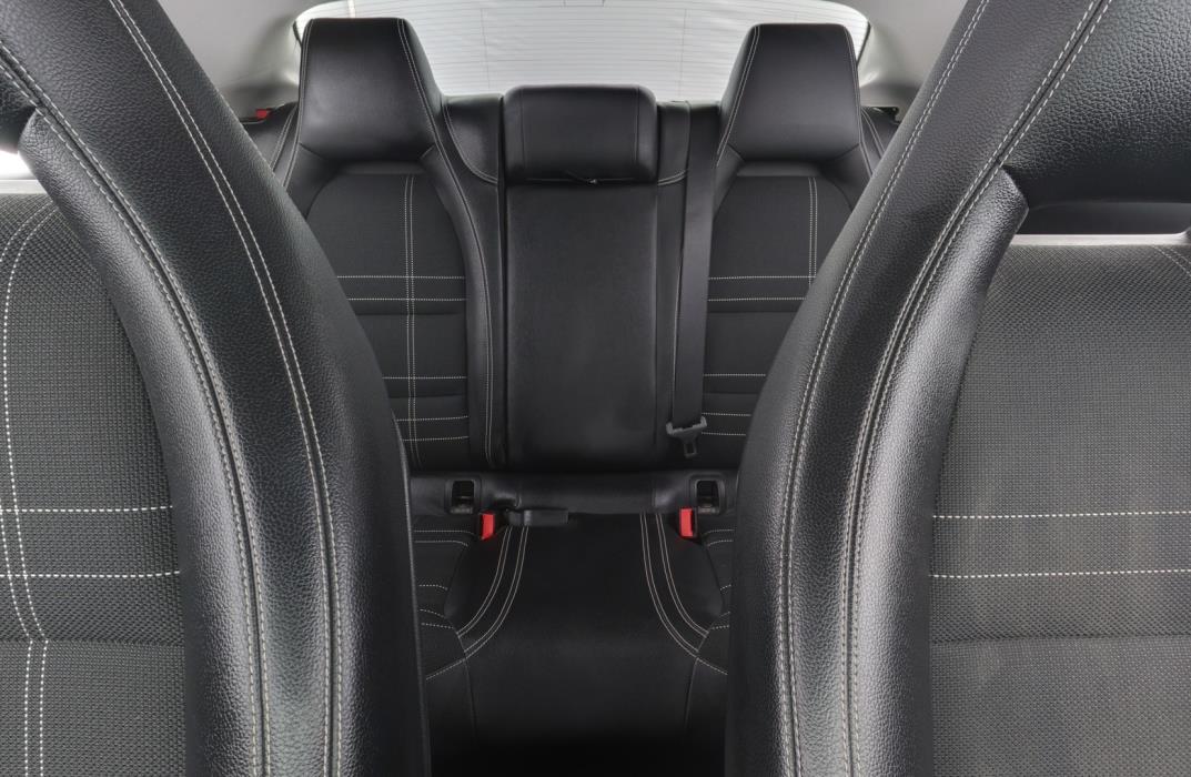 MERCEDES-BENZ CLA 2015