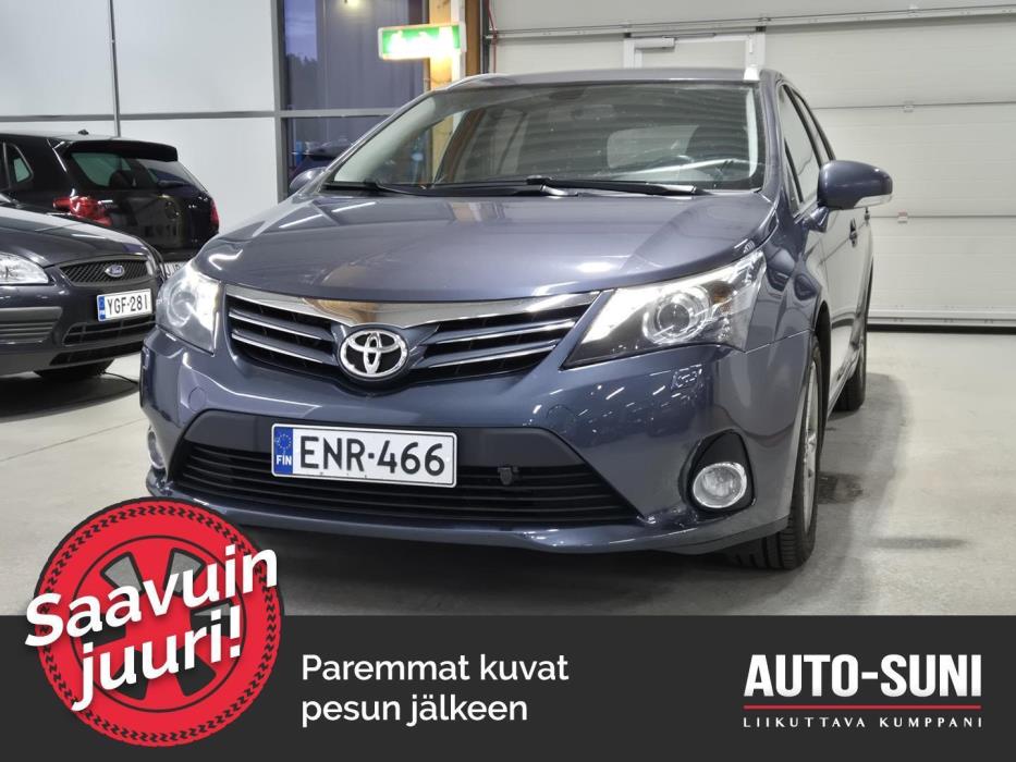 TOYOTA Avensis 2015