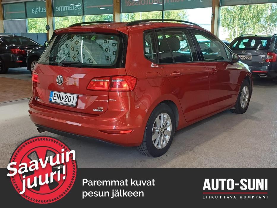 VOLKSWAGEN Golf Sportsvan 2016