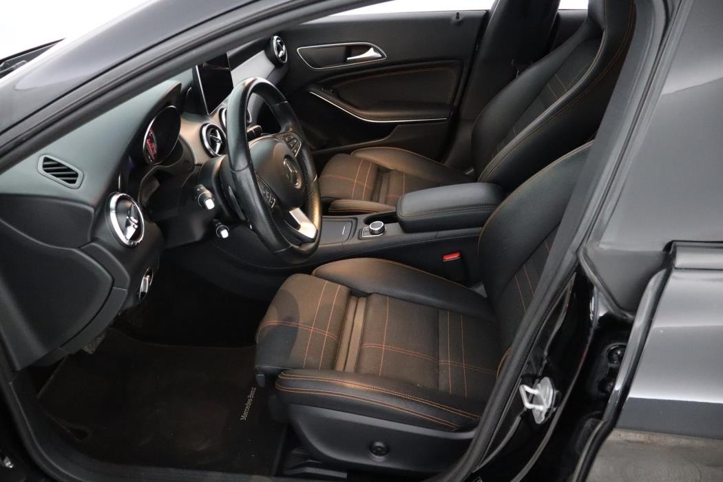 MERCEDES-BENZ CLA 2016