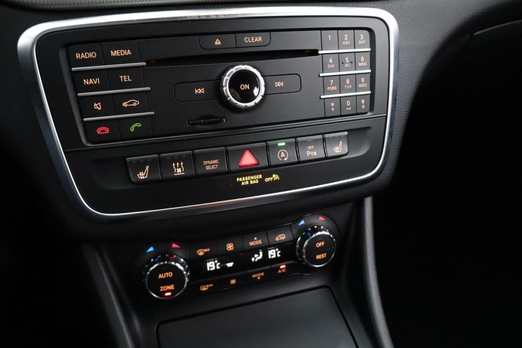 MERCEDES-BENZ CLA 2016