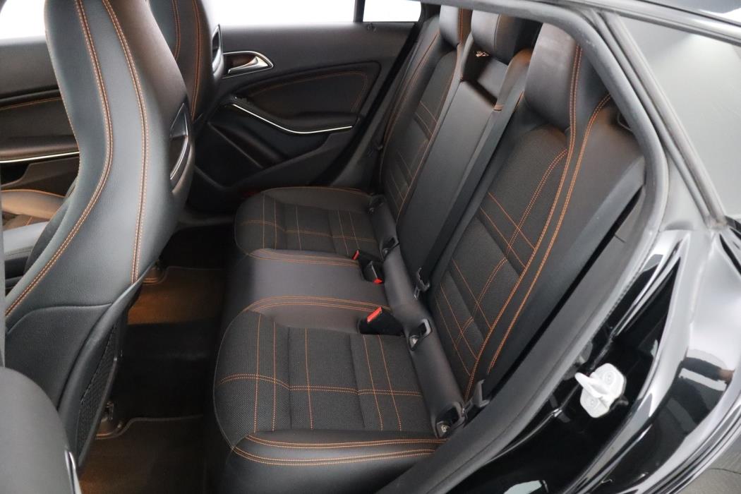 MERCEDES-BENZ CLA 2016