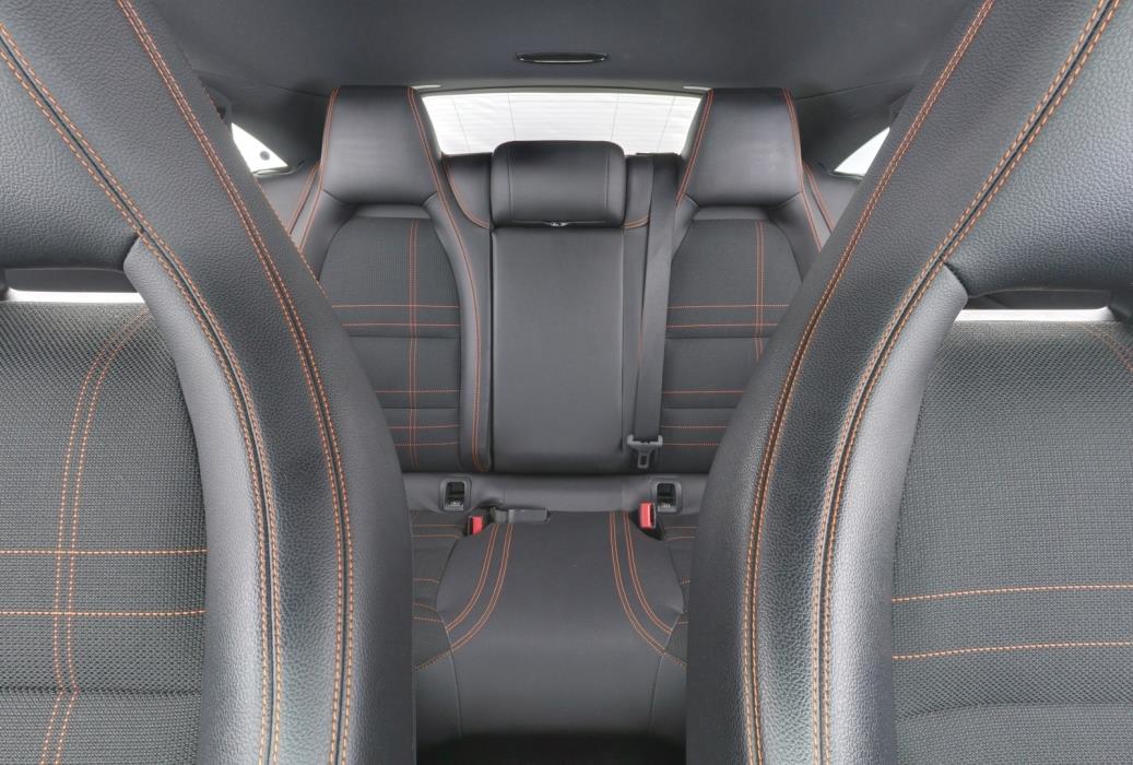 MERCEDES-BENZ CLA 2016