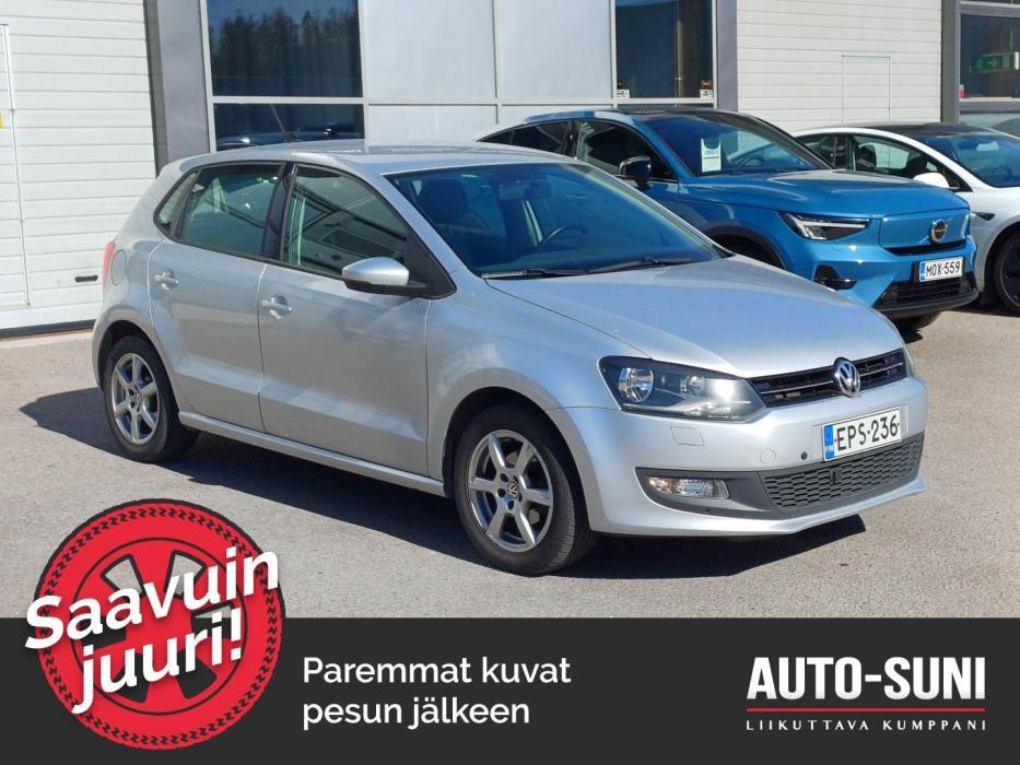 VOLKSWAGEN Polo 2013