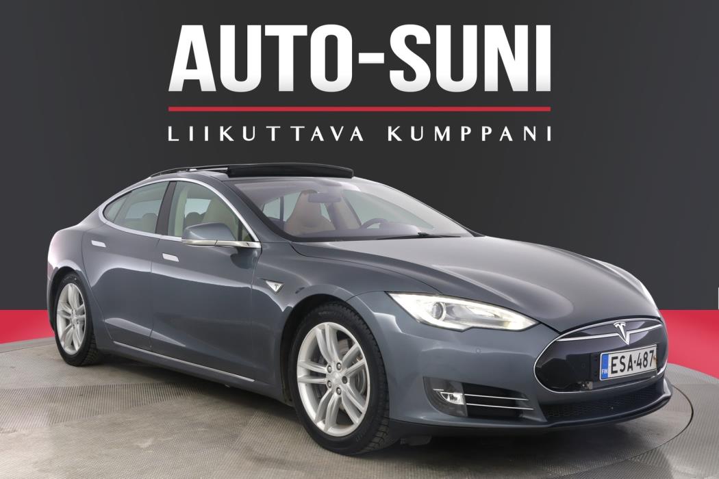 TESLA Model S 2014