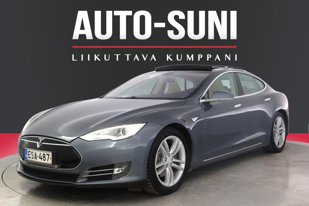 TESLA Model S 2014