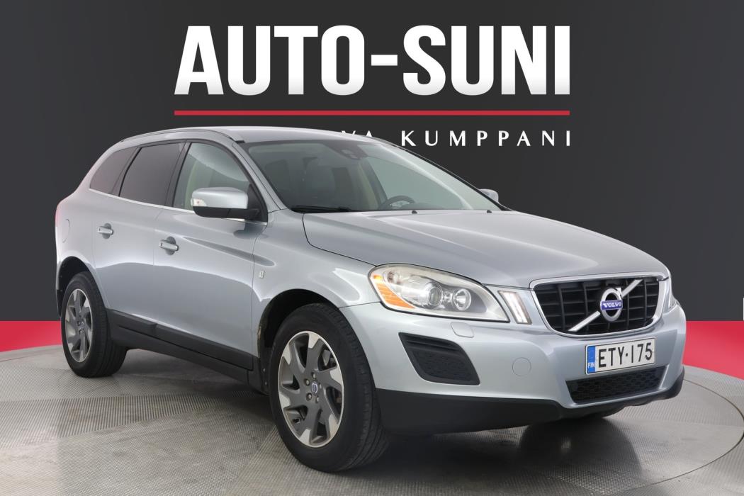 VOLVO XC60 2012