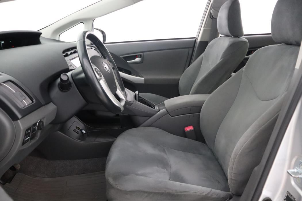 TOYOTA Prius 2012