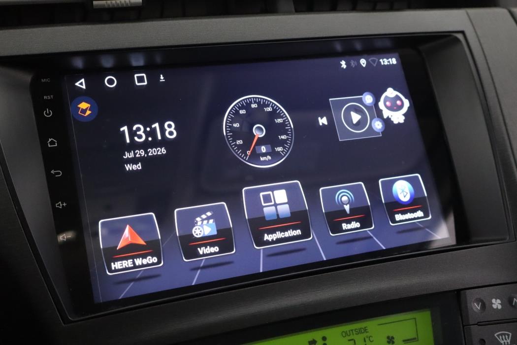 TOYOTA Prius 2012