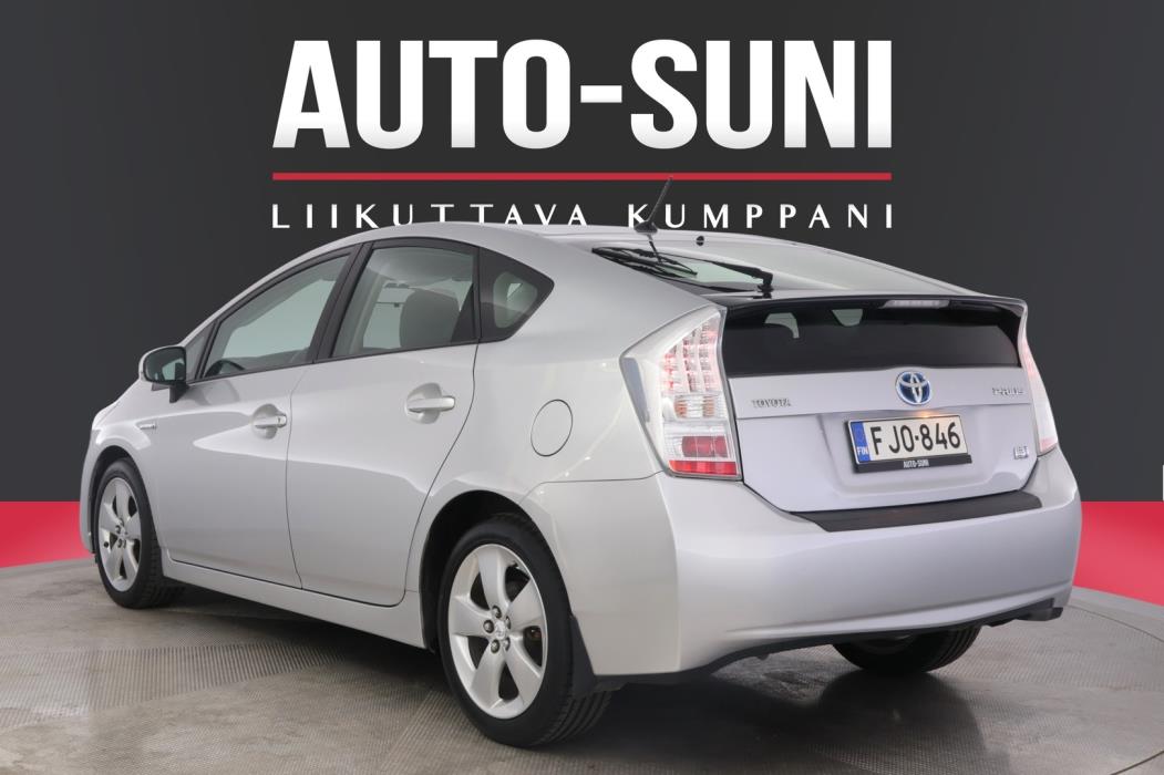 TOYOTA Prius 2012