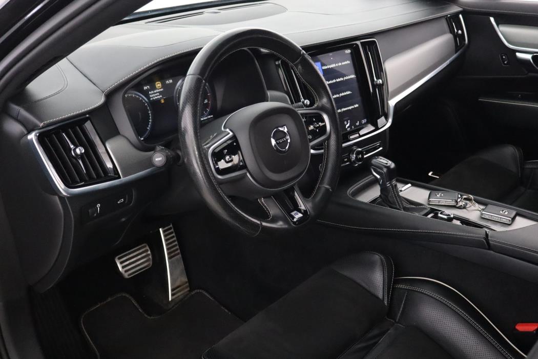 VOLVO S90 2019