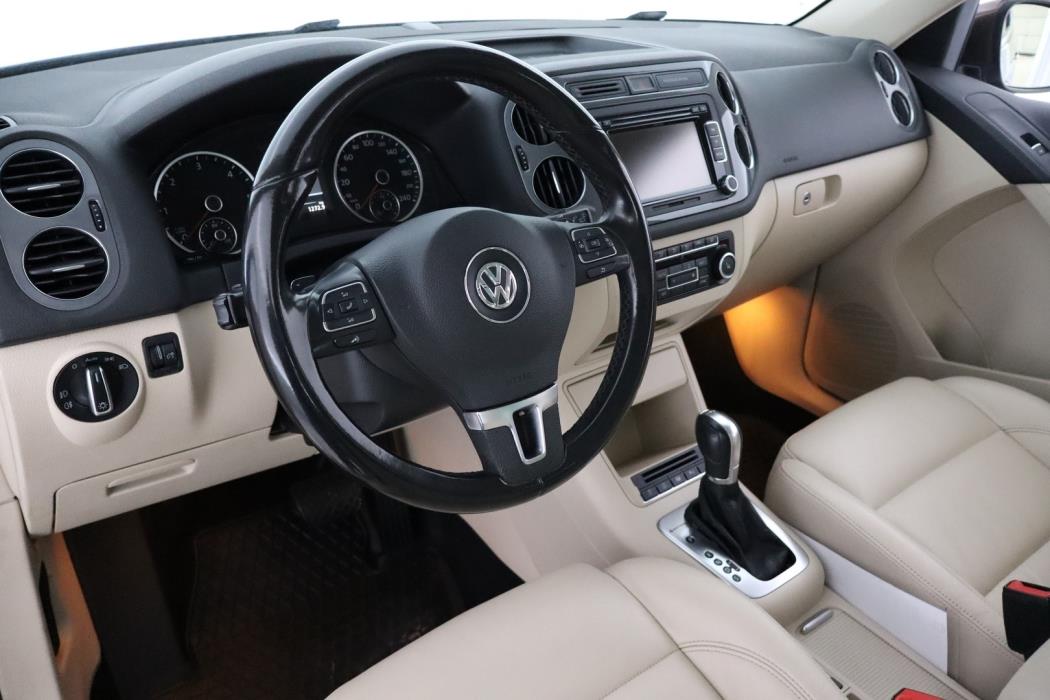 VOLKSWAGEN Tiguan 2014
