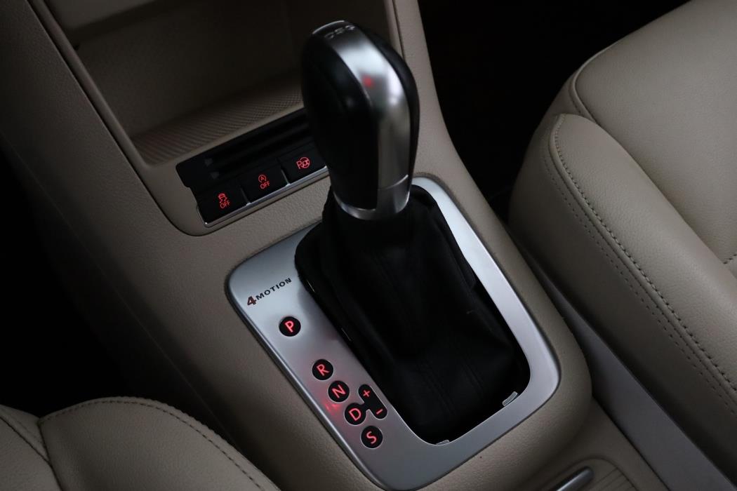 VOLKSWAGEN Tiguan 2014