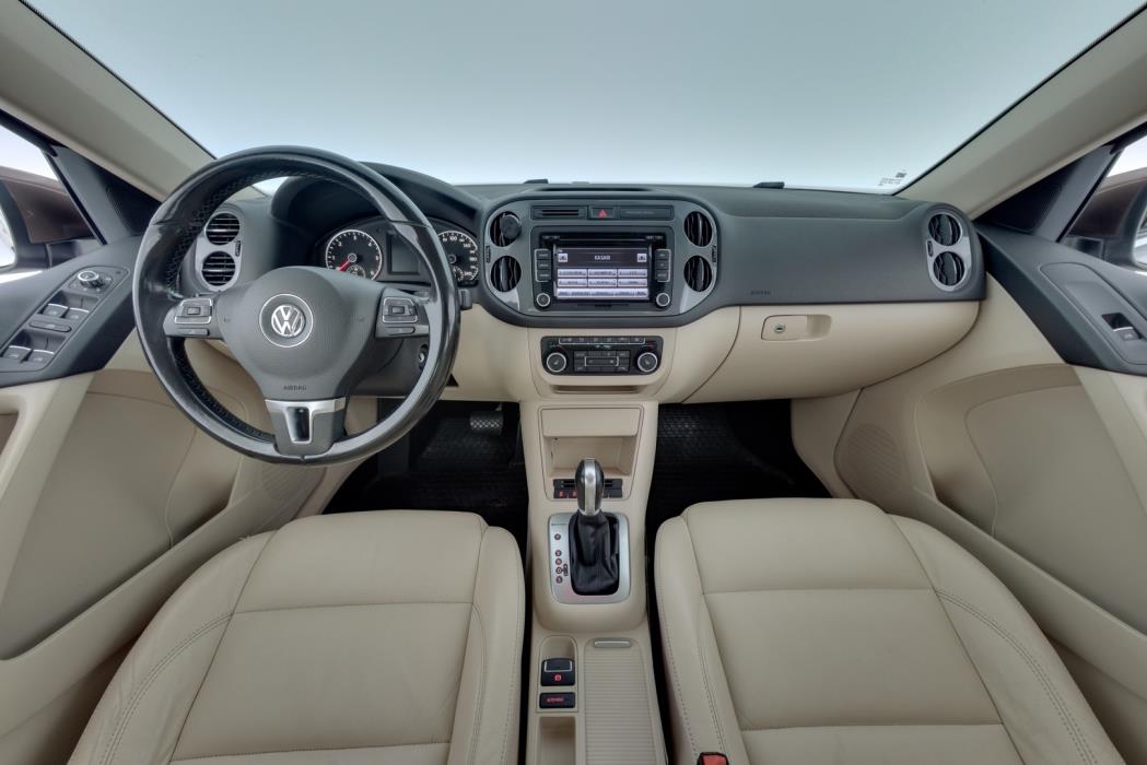 VOLKSWAGEN Tiguan 2014