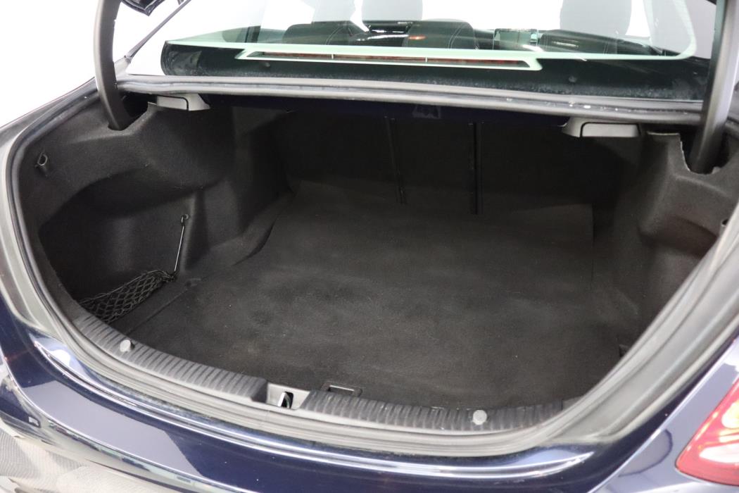 MERCEDES-BENZ C 2016