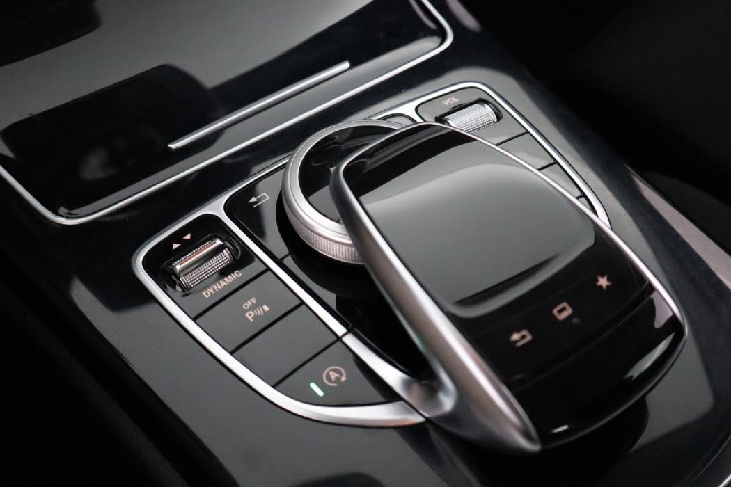 MERCEDES-BENZ C 2016