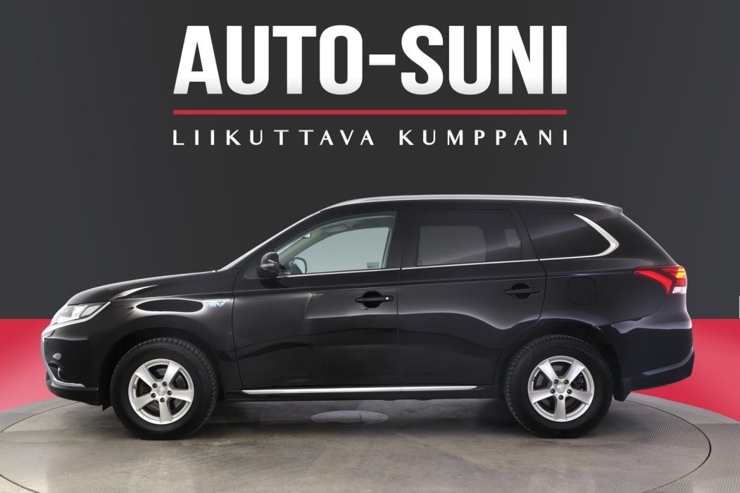 MITSUBISHI Outlander PHEV 2016