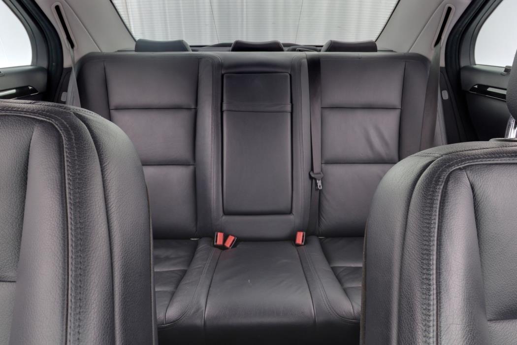 MERCEDES-BENZ S 2010