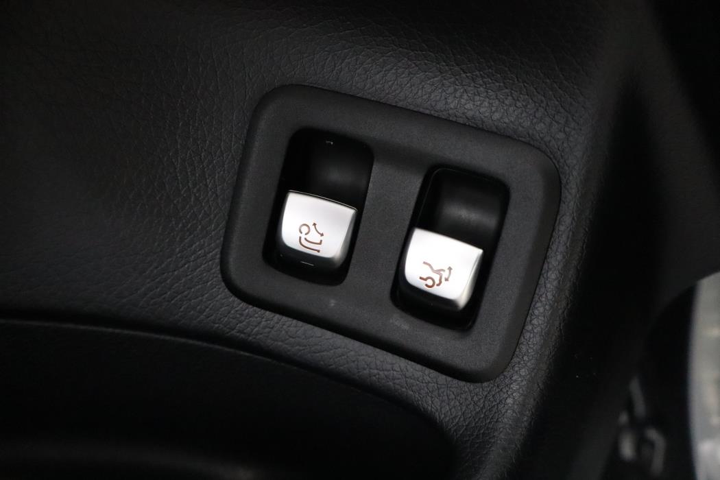 MERCEDES-BENZ GLC 2018