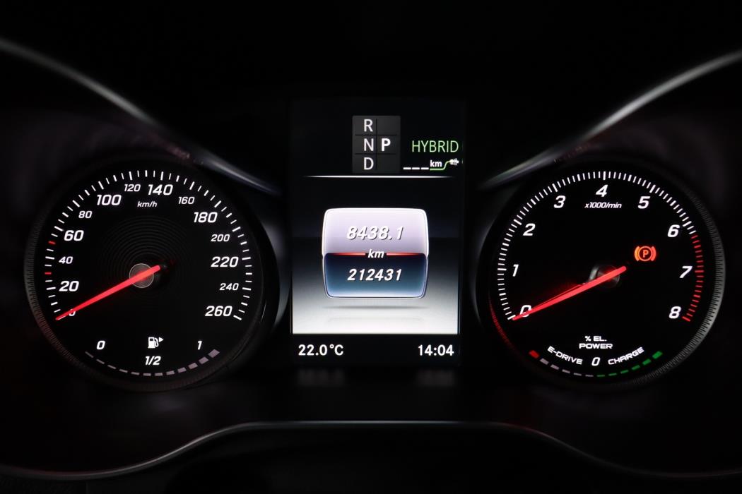 MERCEDES-BENZ GLC 2018