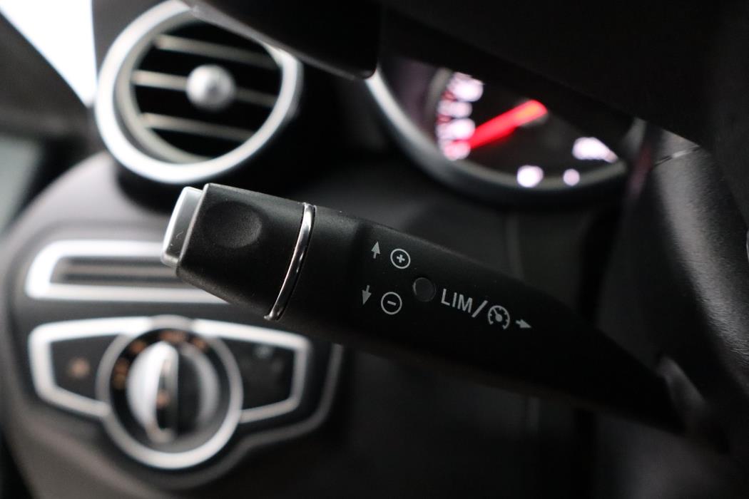 MERCEDES-BENZ GLC 2018