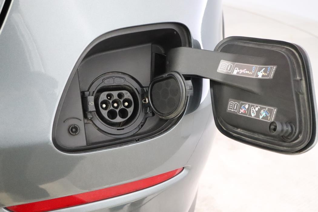 MERCEDES-BENZ GLC 2018