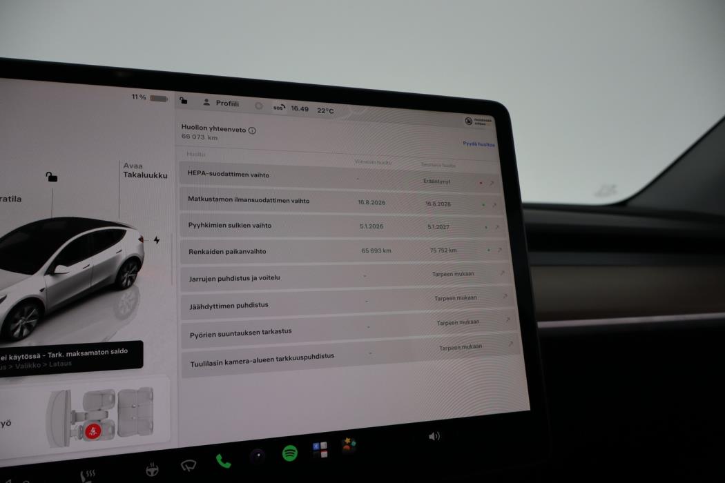TESLA Model Y 2023