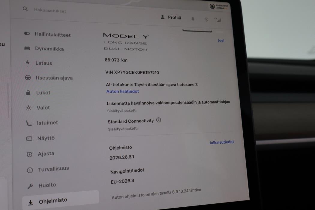 TESLA Model Y 2023