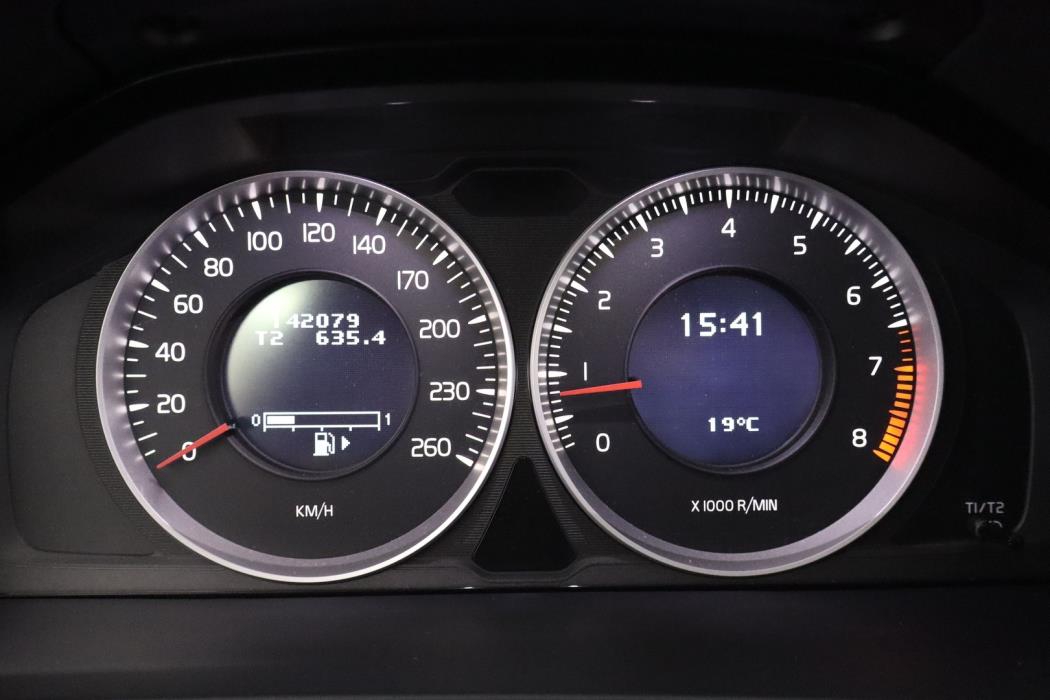 VOLVO V60 2013