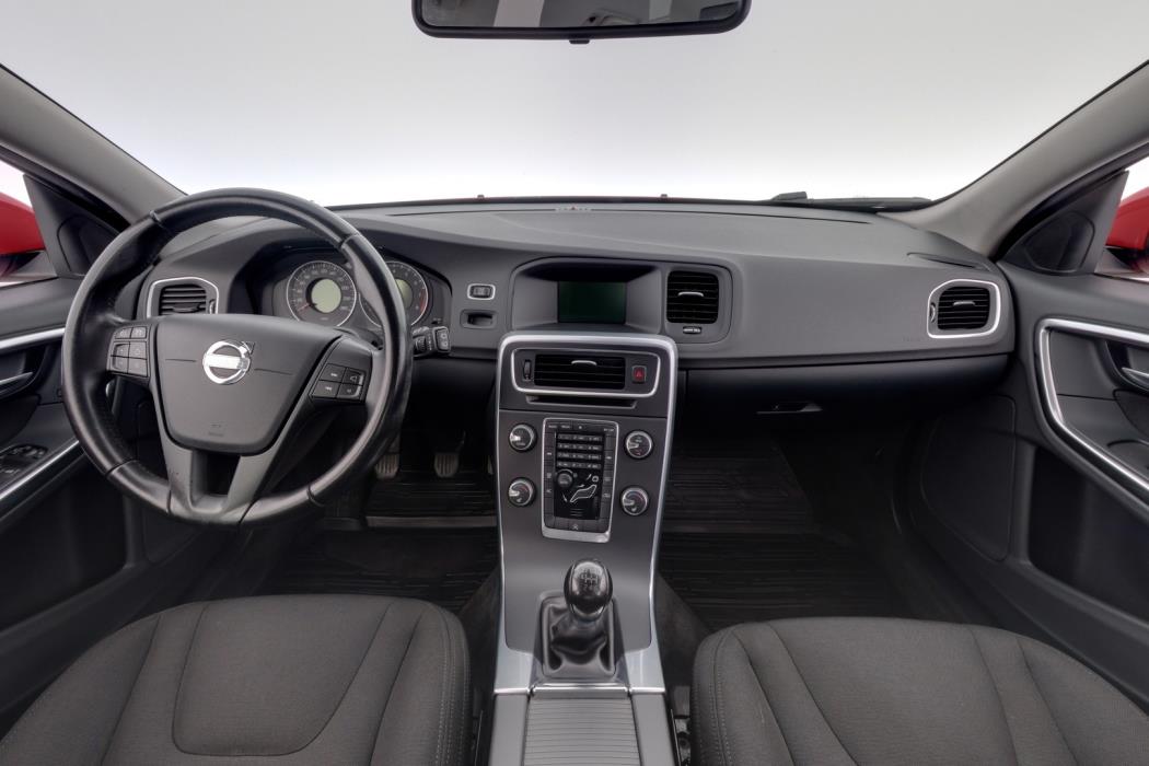 VOLVO V60 2013