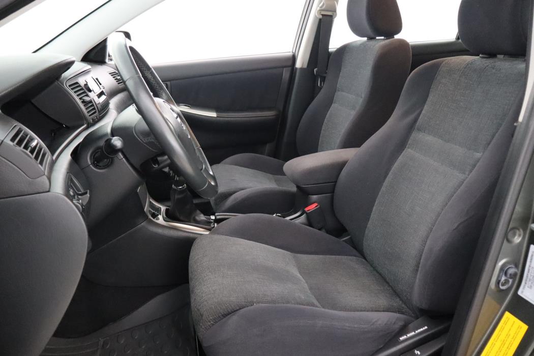 TOYOTA Corolla 2002