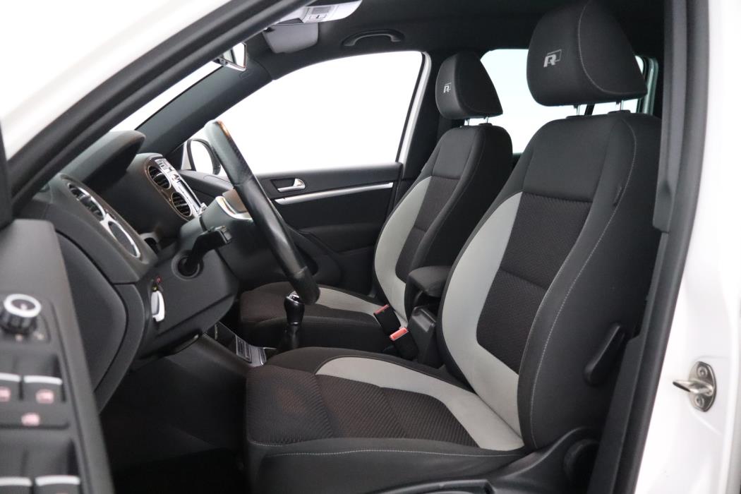 VOLKSWAGEN Tiguan 2013