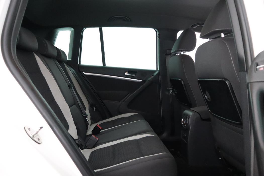 VOLKSWAGEN Tiguan 2013
