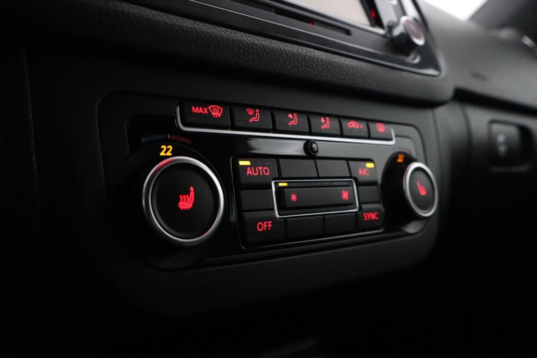 VOLKSWAGEN Tiguan 2013