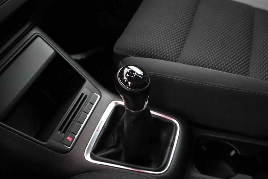 VOLKSWAGEN Tiguan 2013