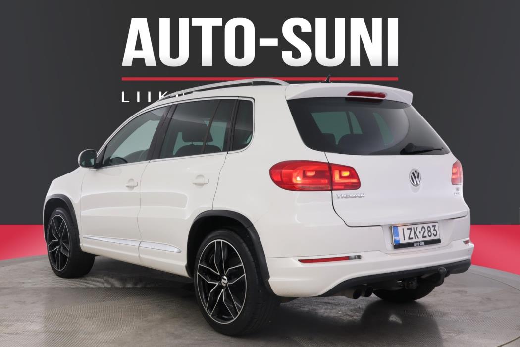 VOLKSWAGEN Tiguan 2013